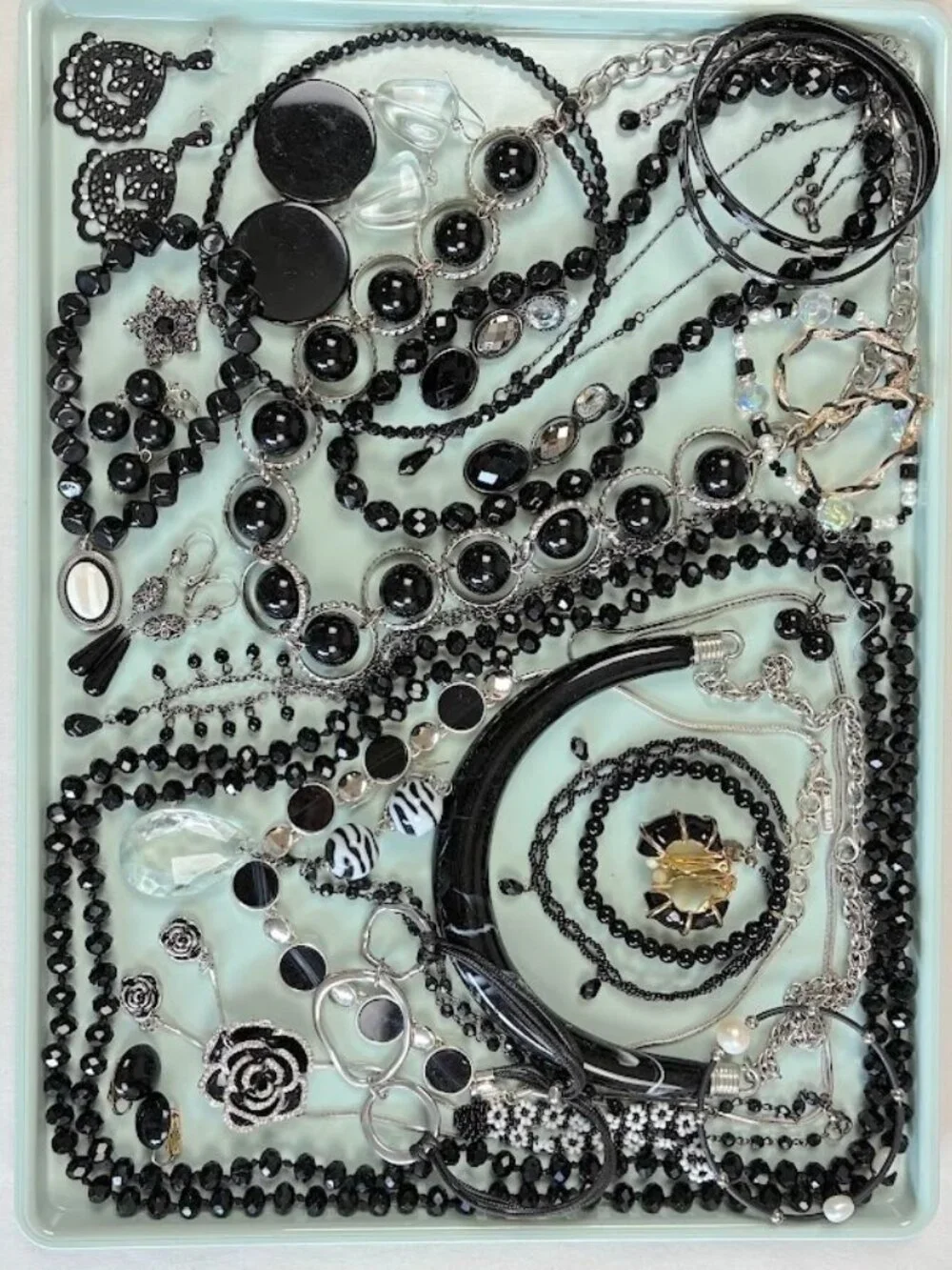 Jewelry Lot Black Silver/Gold Tone Wearable Costume Resell 28 pc 1+ lb Halloween